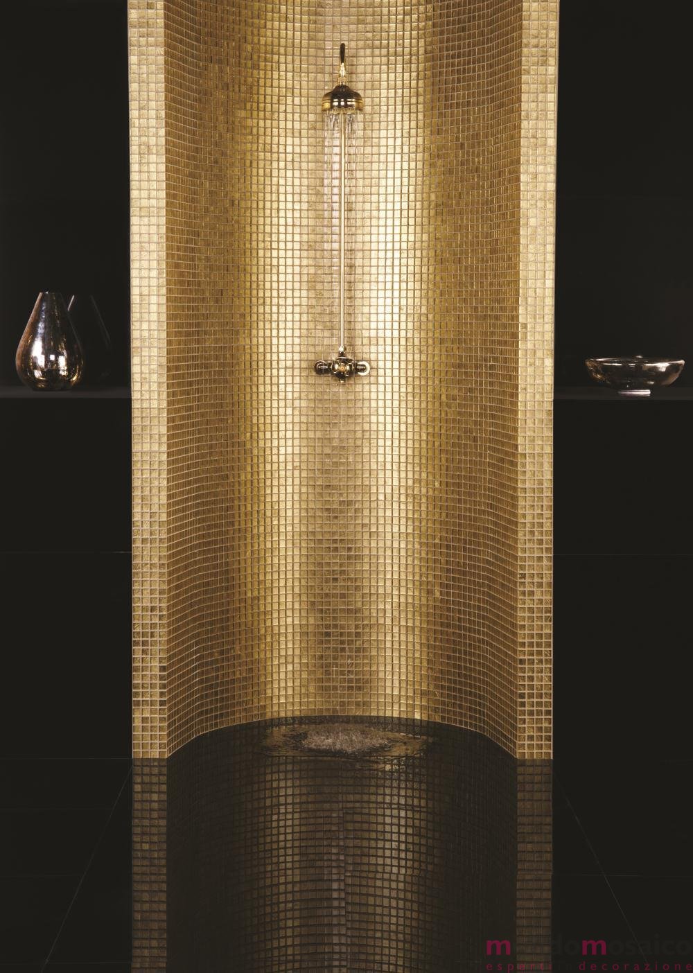 золотая плитка в ванной фото